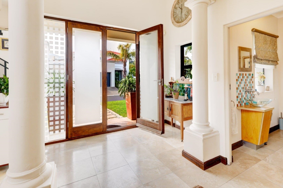 3 Bedroom Property for Sale in Plattekloof Western Cape